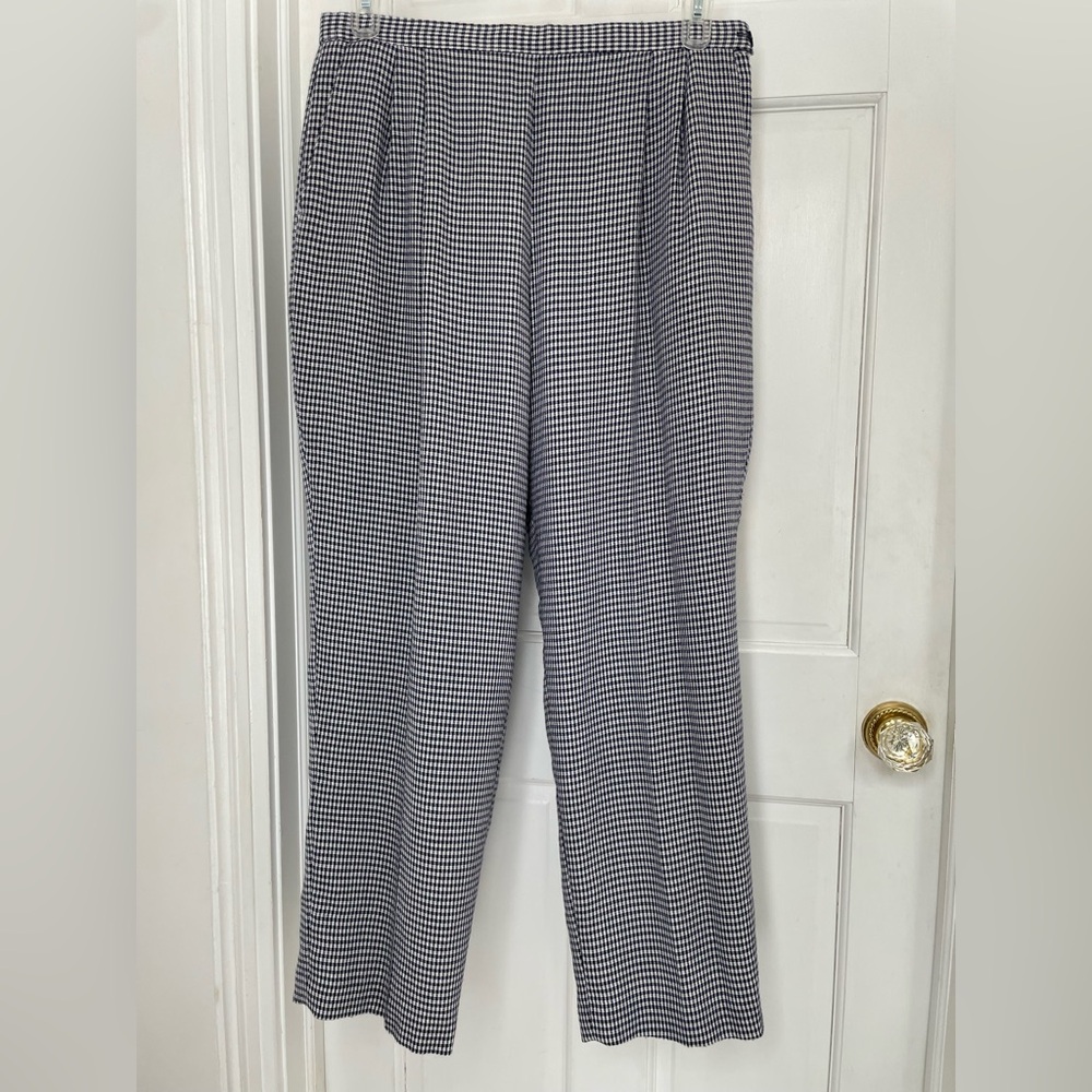 Classic Black and White Trousers with Pleats